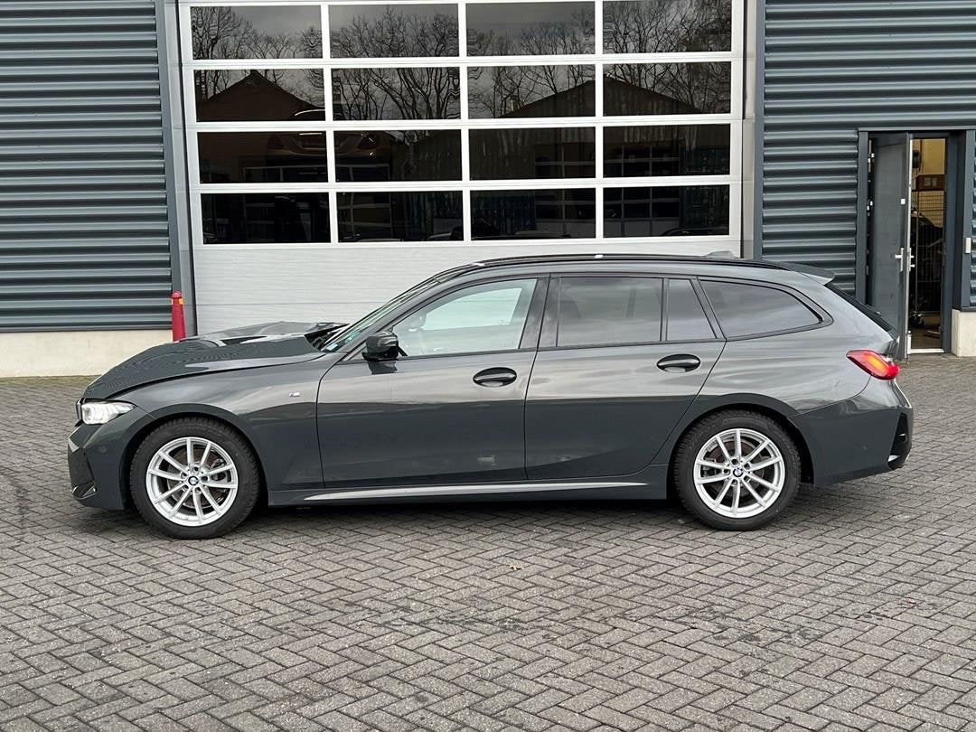 BMW 3-serie 320d, M sportpakket, 360 camera, navigatie, Auto's, Automaat, Dealer onderhouden, Achterwielaandrijving, 1995 cc