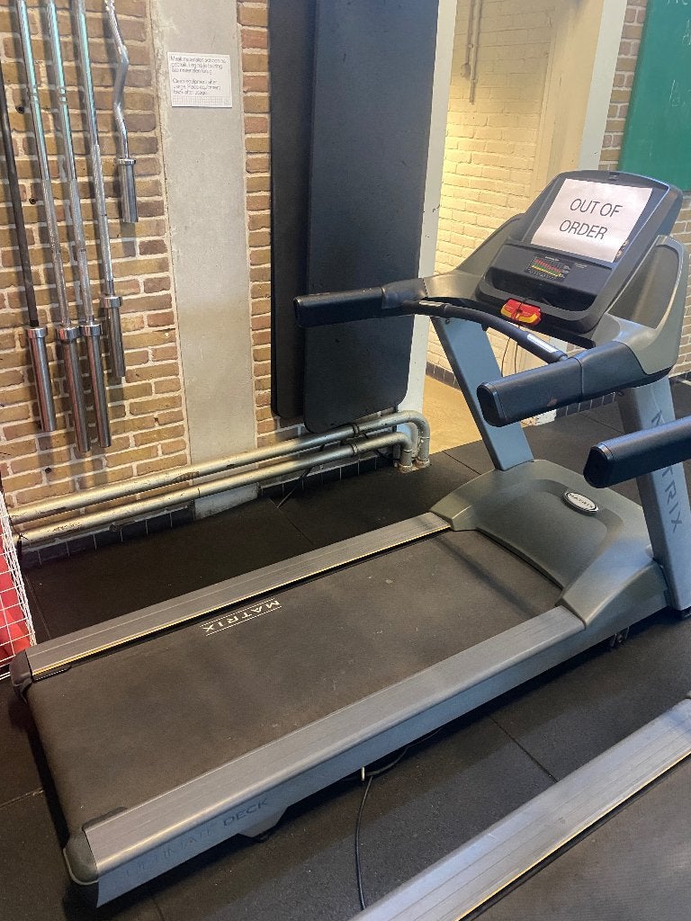 Gratis af te halen: Matrix Professionele Loopband, Ophalen, Overige materialen, Gebruikt, Benen