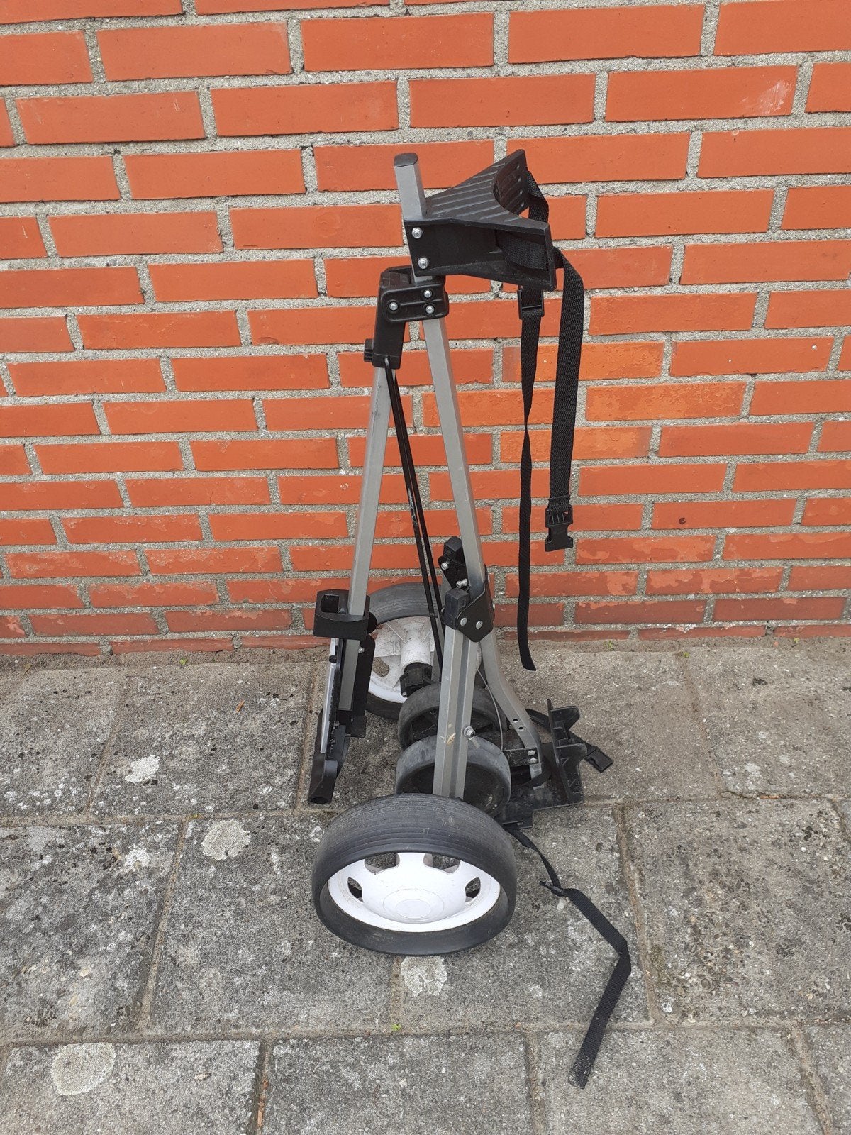 Gebruikte golfkar - Handige trolley voor golfuitrusting, Sport en Fitness, Ophalen, Gebruikt, Golfkar, Overige merken
