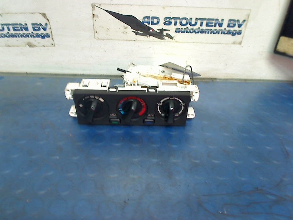 Bedieningspaneel Airco Nissan Almera (N15) (1995-09/2000-03), Auto-onderdelen, Gebruikt, Germany@nissan-services.eu, Kronenweg 38, Wesseling 50389, , Duitsland