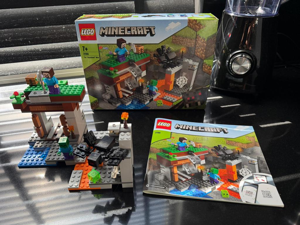 LEGO Minecraft De Verlaten Mijn (21166) - Compleet, Minecraft, Lego, Ophalen of Verzenden, Zo goed als nieuw