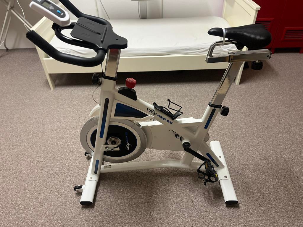 Spinning fiets , weinig gebruikt , zo goed als nieuw, Sport en Fitness, Fitnessmaterialen, Ophalen, Zo goed als nieuw, Benen, Overige typen