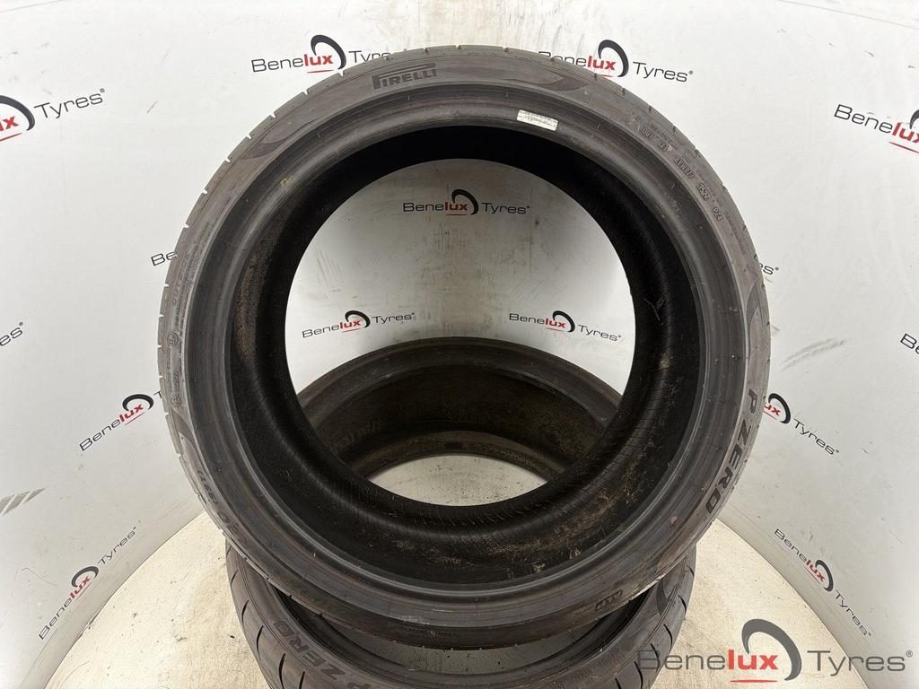 285/30ZR20 Pzero 285/30R20 285/30 ZR20 R20 285/30/20 2853020, Auto-onderdelen, Banden en Velgen, Gebruikt, -, 285 mm, -