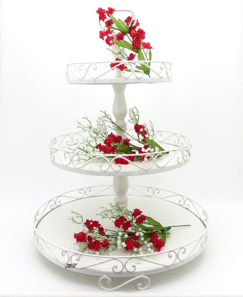 Mooie witte 3 etage hout en ijzer display voor bedankjes., Ophalen of Verzenden, Nieuw, Versiering, Geboorte of Huwelijk