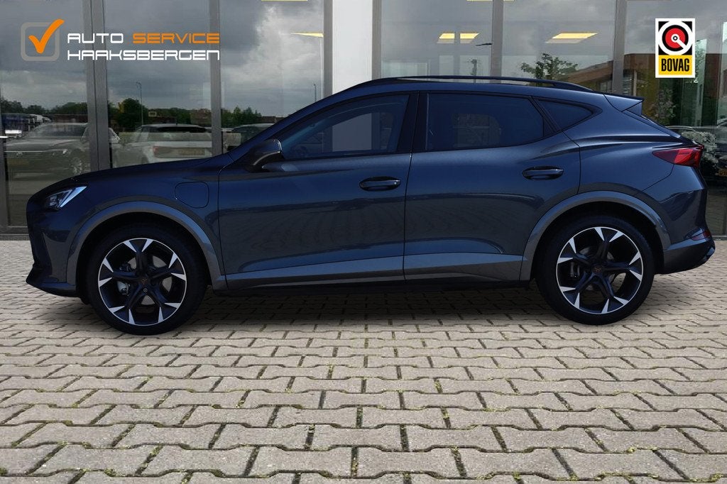 CUPRA Formentor 1.4 e-Hybrid Performance | ACC | 19 Inch | W, Auto's, Cupra, 77 km/l, Gebruikt, Zwart, 4 cilinders