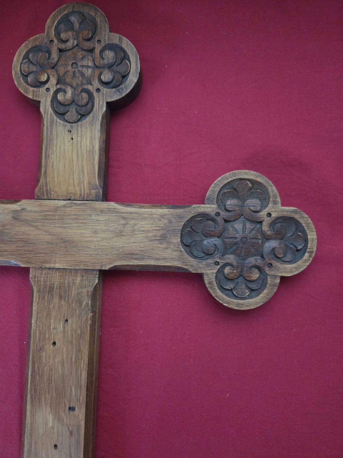 Een mooi uitgewerkt eikenhouten kruis zonder corpus 61  cm h, Ophalen of Verzenden