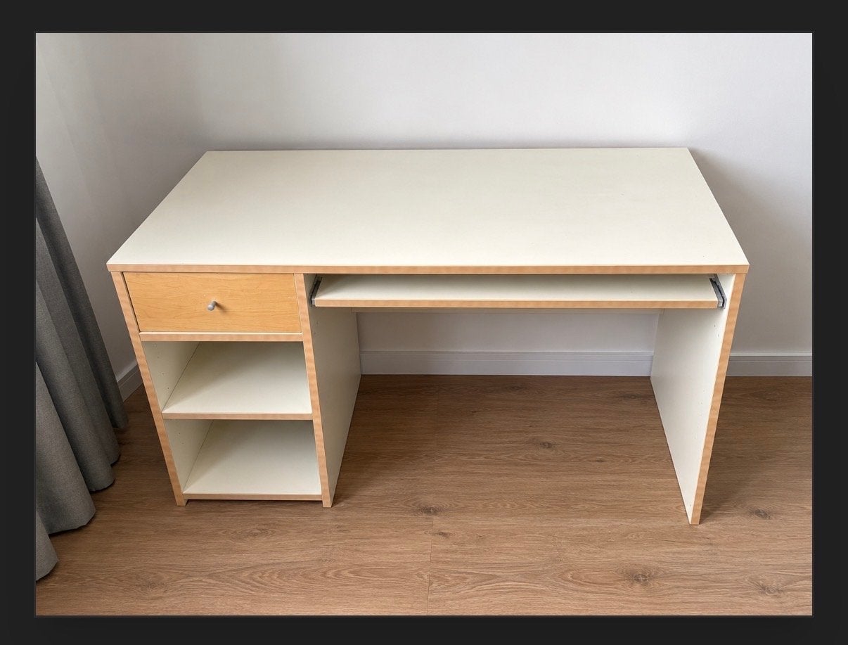 GRATIS - ophalen deze week- Modern bureau, Ophalen, Gebruikt, Met lades, Spaanplaat of MDF