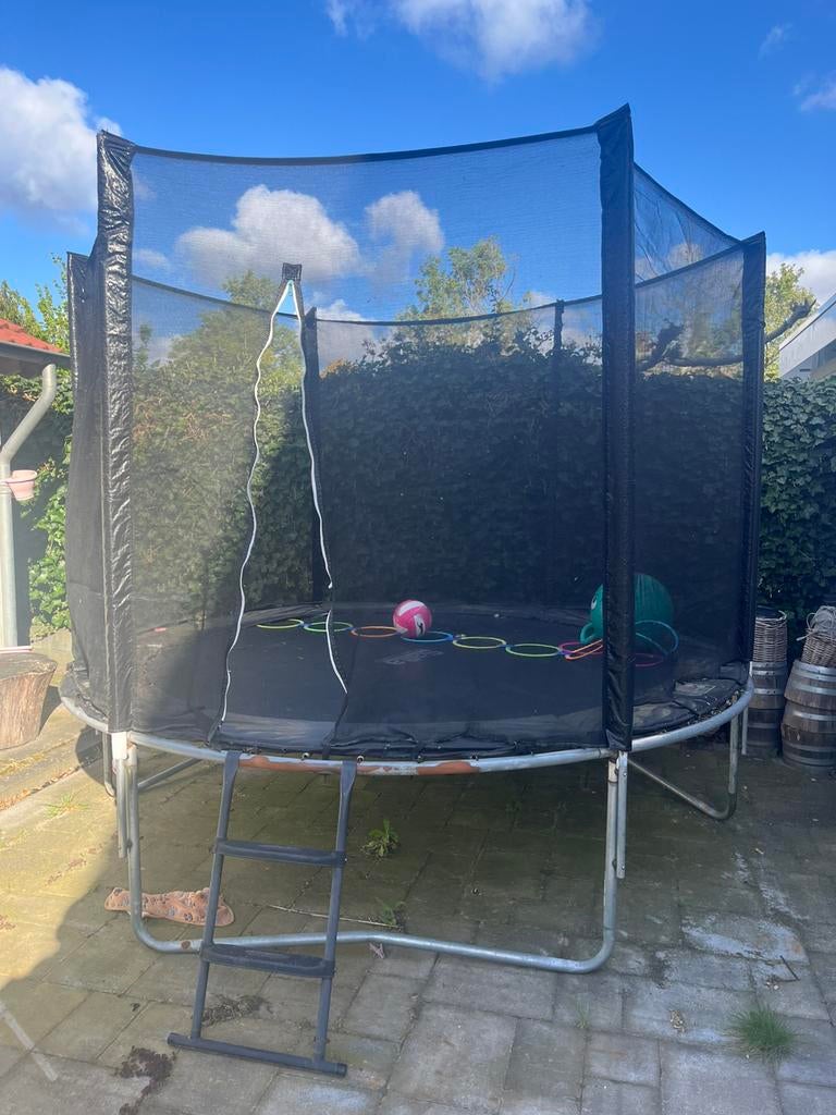 Gratie Trampoline Salta of oud ijzer, Ophalen, Gebruikt