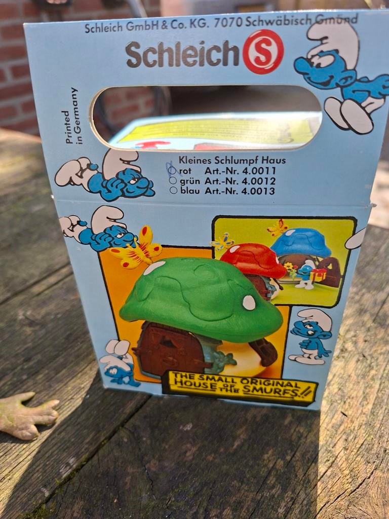 Smurfenhuisje rood met vlinder, Ophalen of Verzenden, Zo goed als nieuw