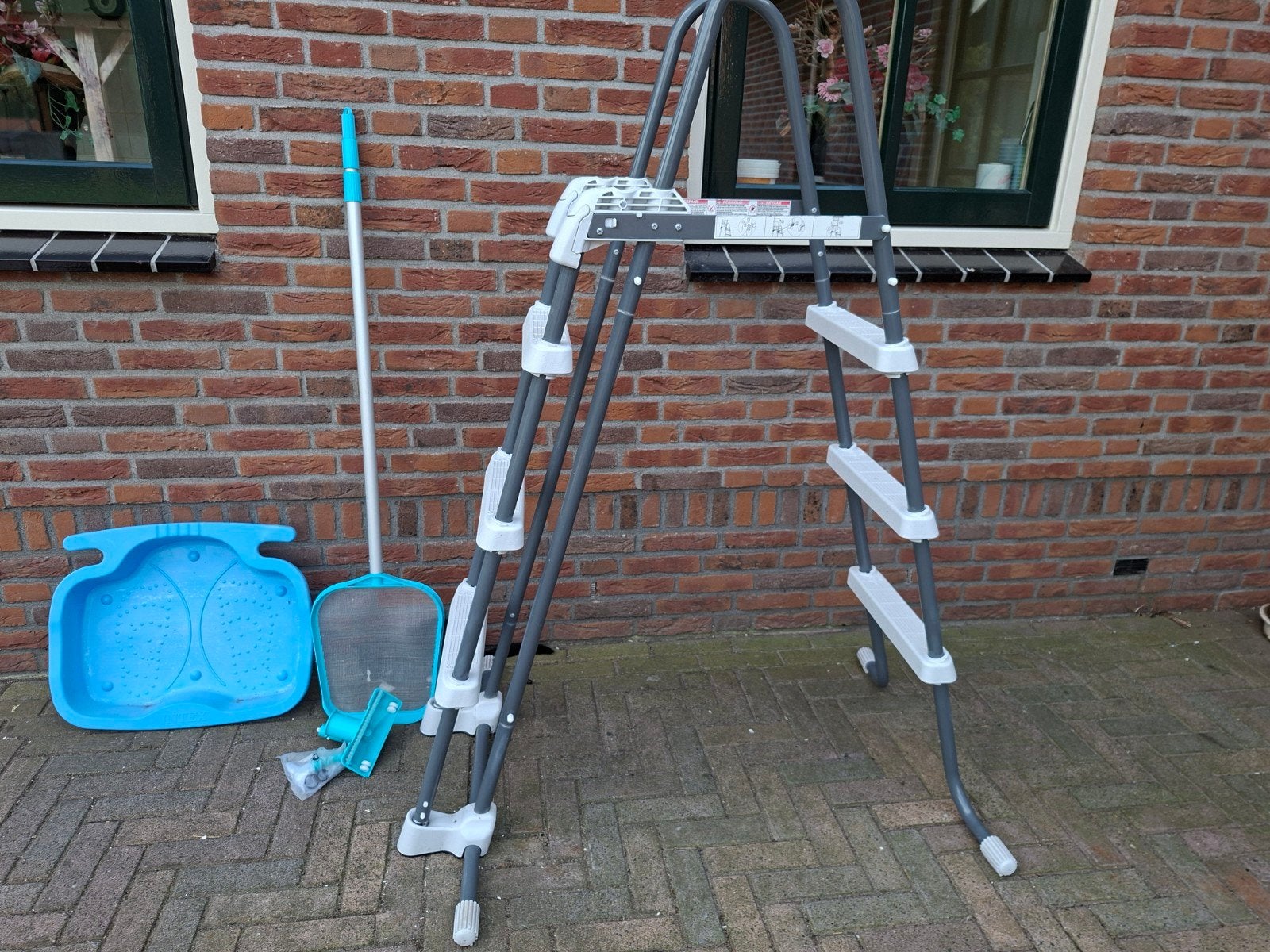 Intex zwembad toebehoren, filterpomp, warmtepomp, trap, etc., Ophalen, Gebruikt