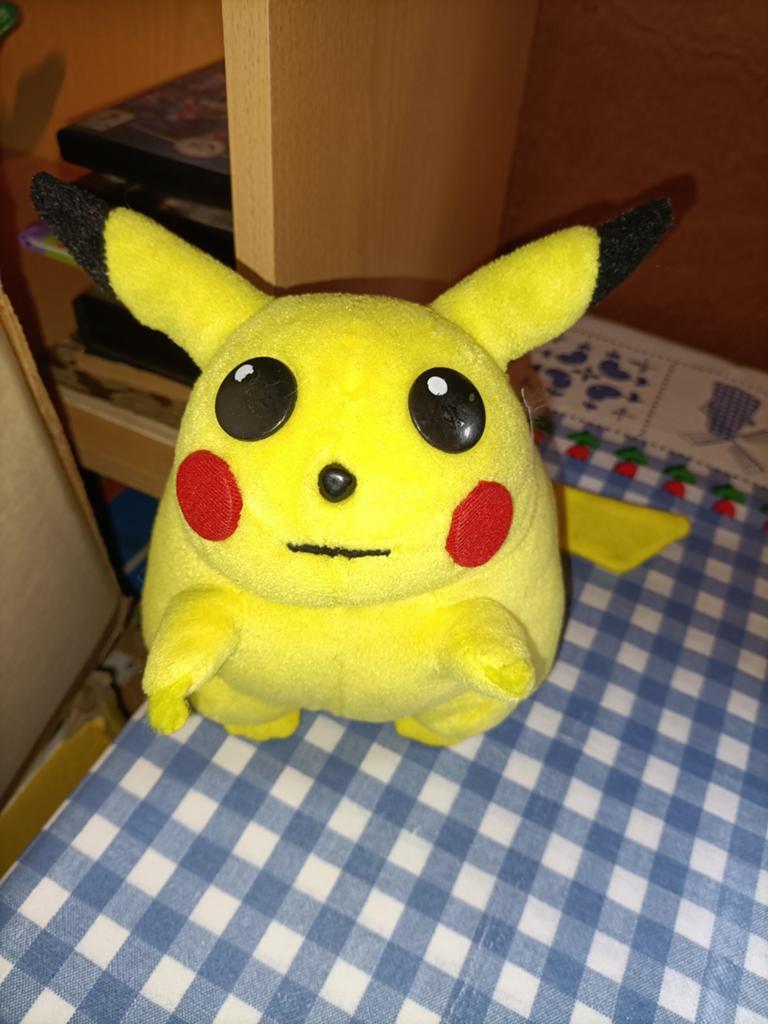 Pikachu knuffel Pokemon 15 cm groot, Ophalen of Verzenden, Zo goed als nieuw, Overige typen