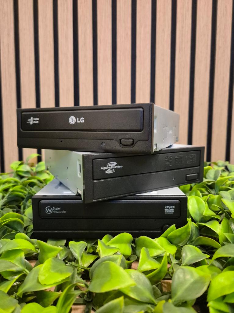 dvd drives, Computers en Software, Intern, Dvd, Ophalen of Verzenden, Zo goed als nieuw