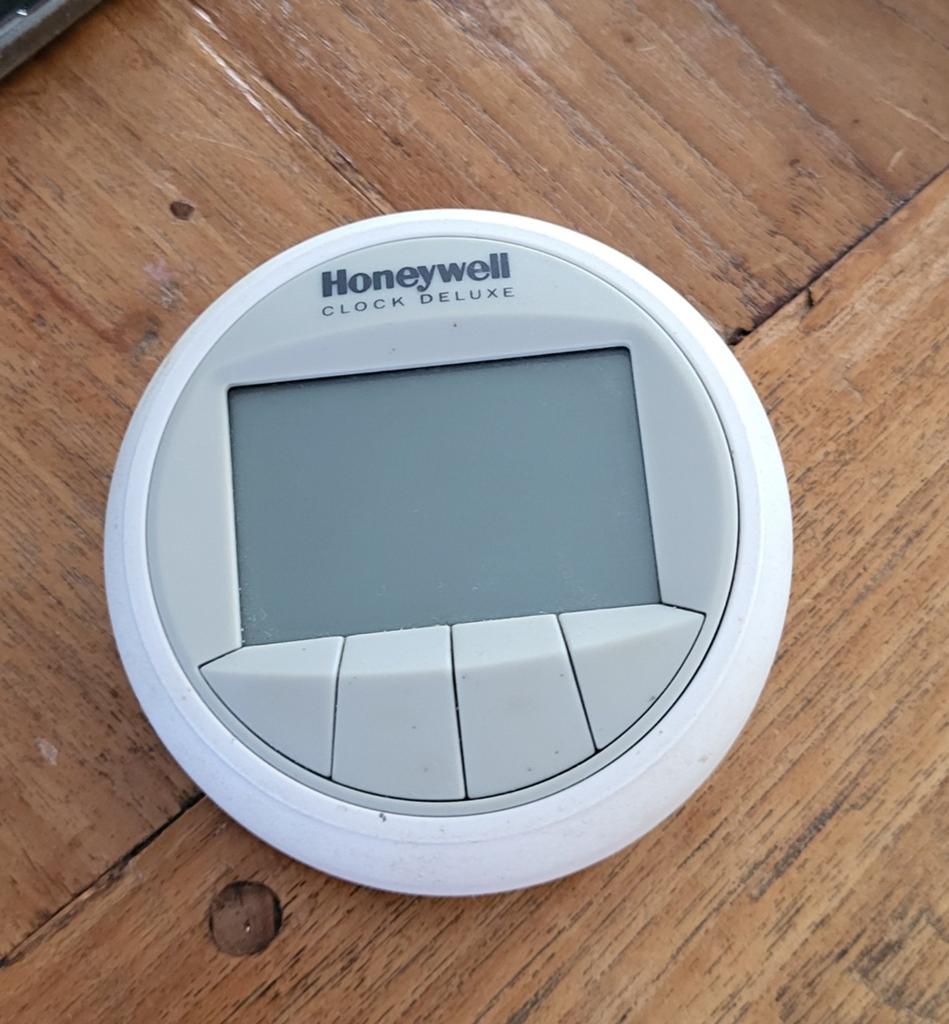 Honeywell thermostaat clock de luxe, Ophalen, Gebruikt