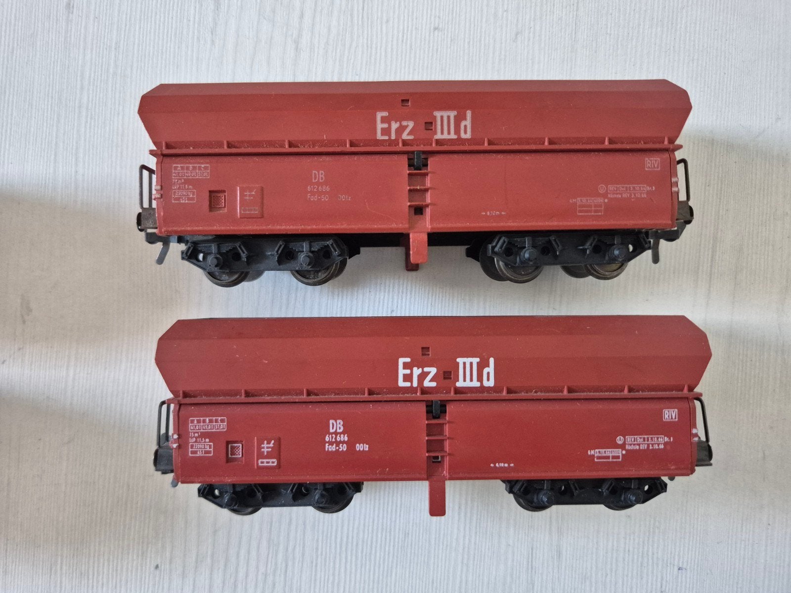 4 Fleischmann H0 Erz zelfloswagons 5020, Gebruikt, Gelijkstroom, Fleischmann, Wagon