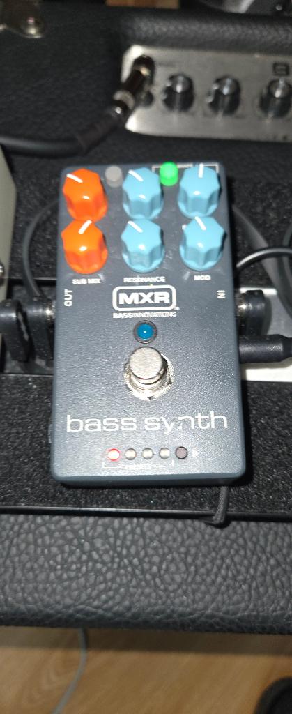 MXR Bassinnovations MB301G1 bass synth, Muziek en Instrumenten, Ophalen of Verzenden, Zo goed als nieuw, Overige typen