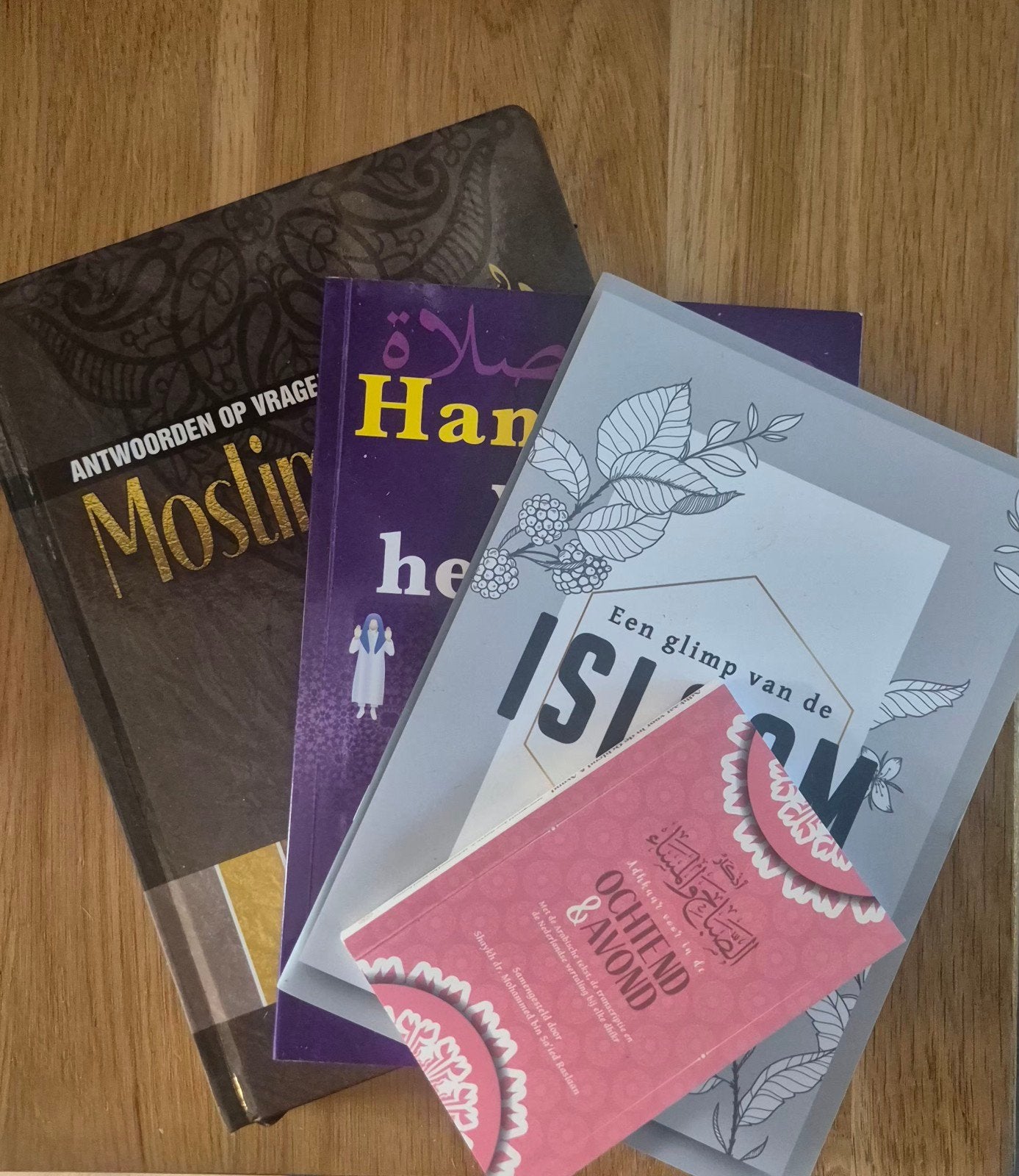 Islamitische boeken set: Gebed, Vrouwen, Glimp van Islam, Ophalen of Verzenden, Nieuw, Islam
