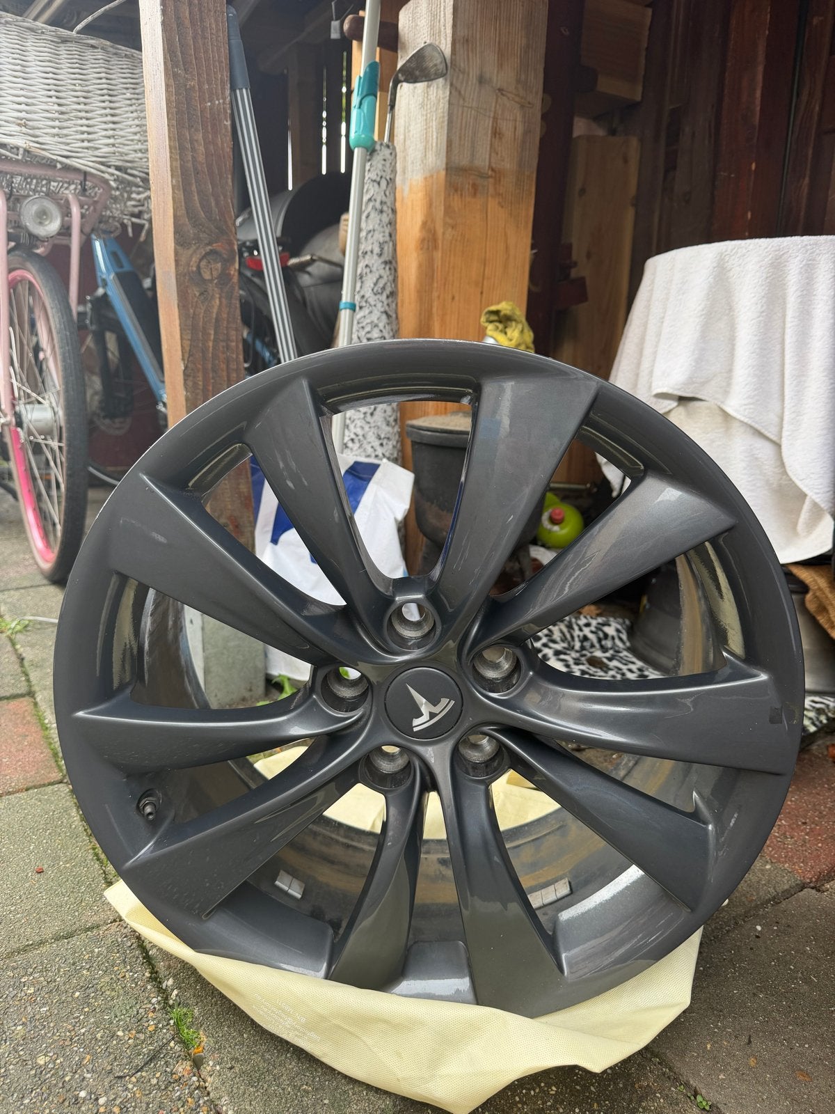 4x Tesla Velgen 19 inch - Zo goed als nieuw, Ophalen of Verzenden, Gebruikt