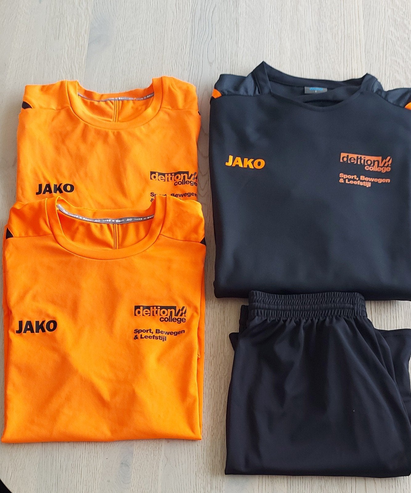 Sportkleding pakket maat M, Ophalen of Verzenden, Zo goed als nieuw