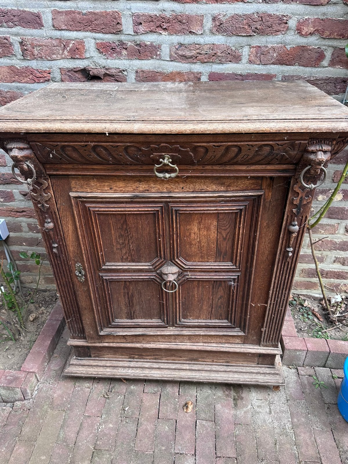 Antieke opknapper, Ophalen