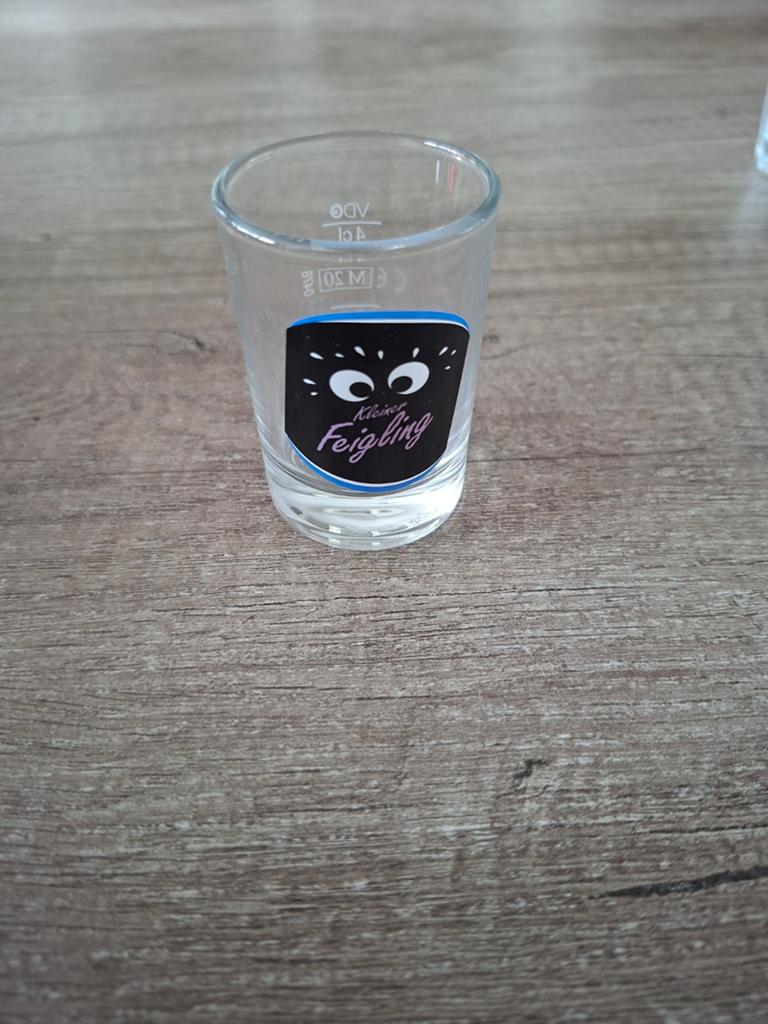 Kleiner Feigling shotglaasje, Ophalen of Verzenden