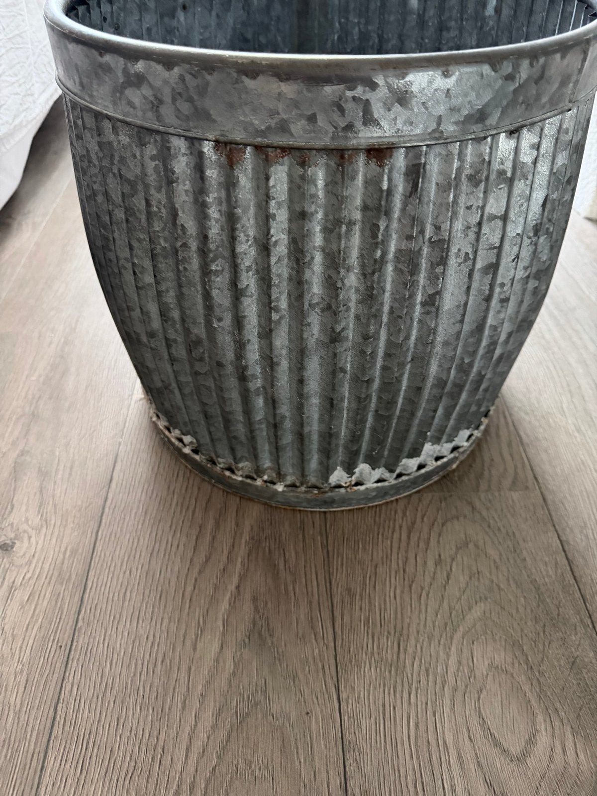 Metalen bloempot/plantenbak - Gegalvaniseerd, Ophalen, Gebruikt, Minder dan 60 cm, Rond