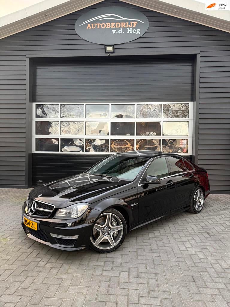 Mercedes-Benz C-klasse AMG 63 c63 complete historie, Auto's, Mercedes-Benz, Automaat, Euro 5, Achterwielaandrijving, Zwart