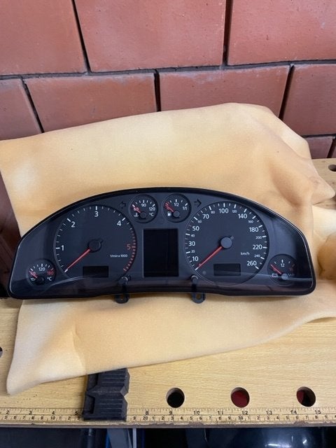 audi a6 c5 km teller a6 tacho cluster 4b0920932kx a6 2.5TDI, Ophalen of Verzenden