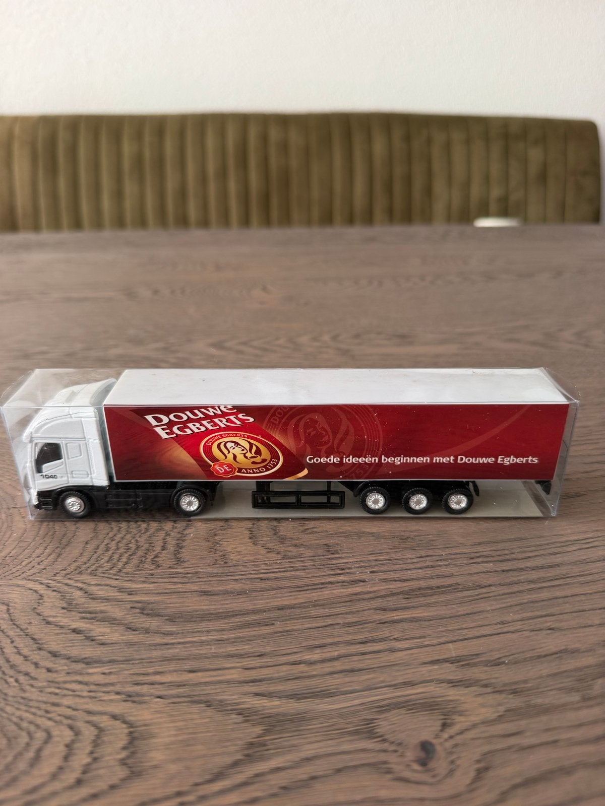 Douwe Egberts Vrachtwagen Miniatuurmodel, Ophalen of Verzenden, Nieuw