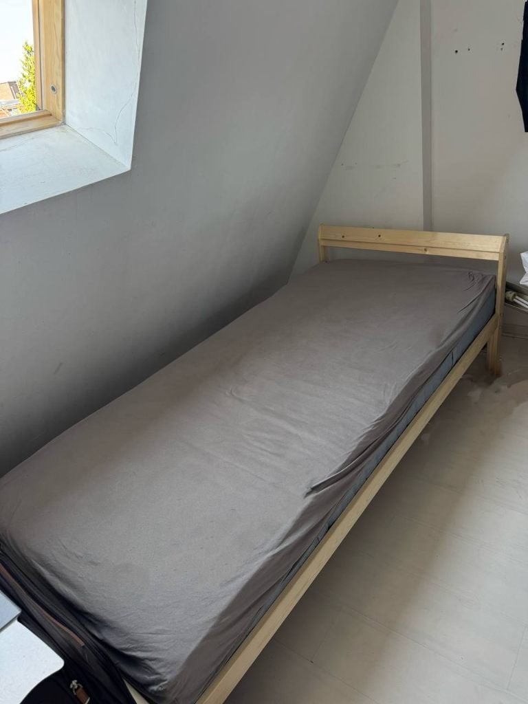 IKEA Bed & Mattress, Ophalen, 90 cm, Eenpersoons, Beige