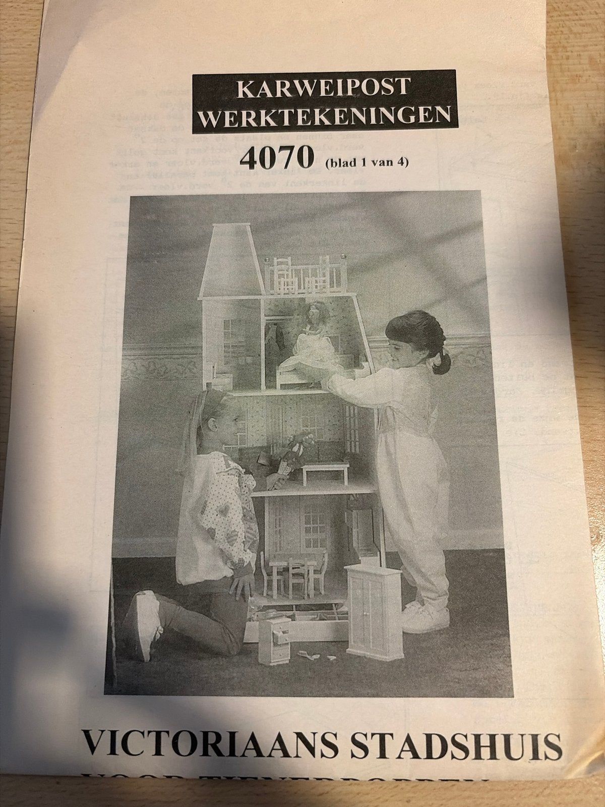 Karweipost Werktekeningen 4070 Victoriaans Stadshuis, Verzamelen, Poppenhuizen en Toebehoren, Ophalen of Verzenden, Gebruikt, Poppenhuis