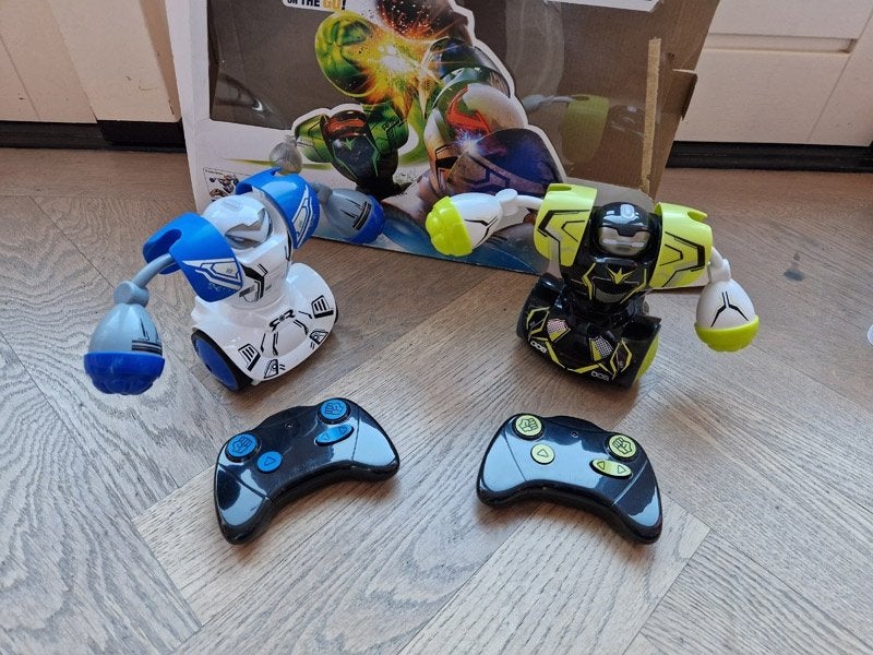 Ycoo Robo Kombat - Afstandbestuurbare speelgoedrobots, Ophalen of Verzenden, Zo goed als nieuw