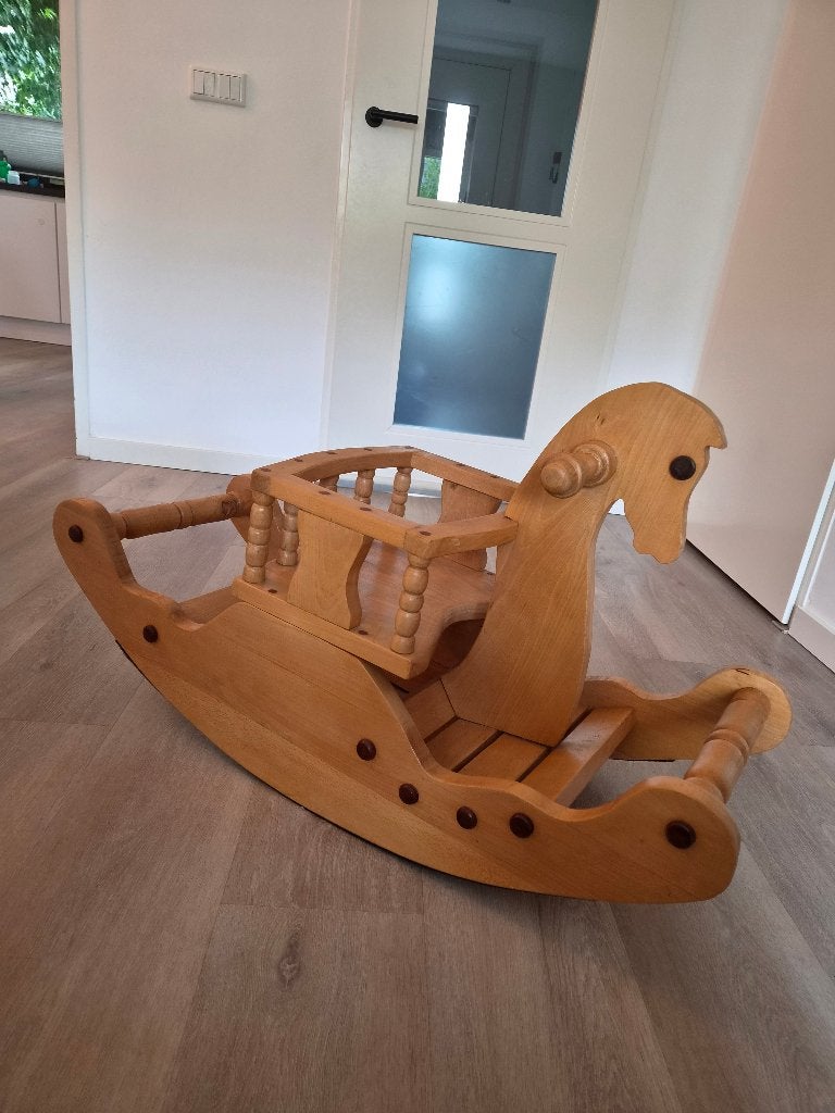 Wooden Horse for baby, Kinderen en Baby's, Speelgoed | Houten speelgoed, Ophalen, Zo goed als nieuw, Rij- of Hobbelspeelgoed