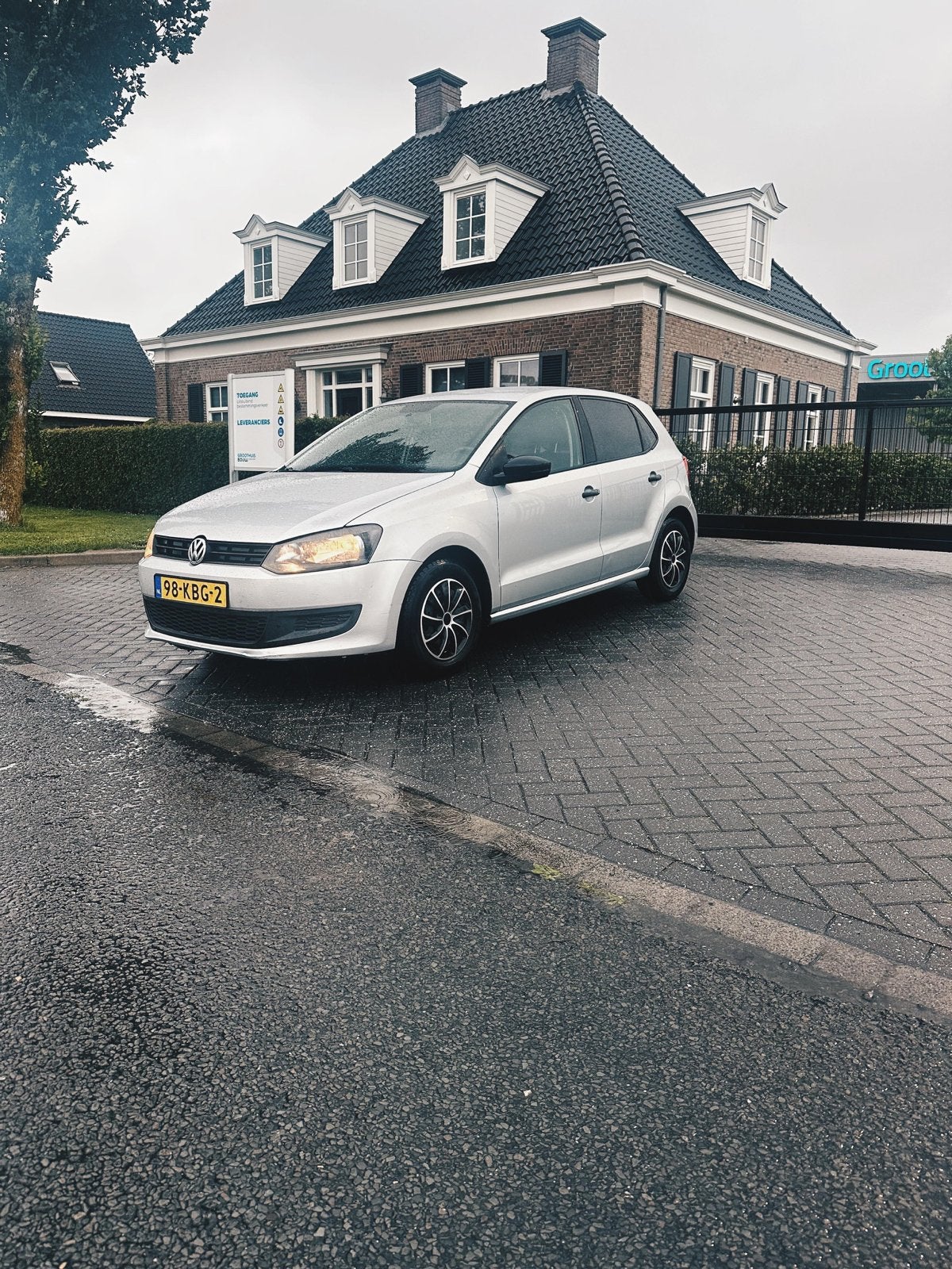 Volkswagen Polo 1.2 51KW 2009 Grijs, Voorwielaandrijving, 967 kg, 40 €/maand, 1198 cc