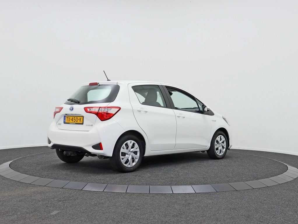 Toyota Yaris 1.5 Hyb. Active, Auto's, Automaat, 4 cilinders, 100 pk, Wit