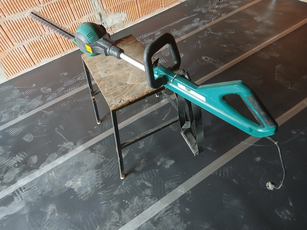 heggenschaar elektrisch, Tuin en Terras, Ophalen, Zo goed als nieuw, Elektrisch, Top Garden