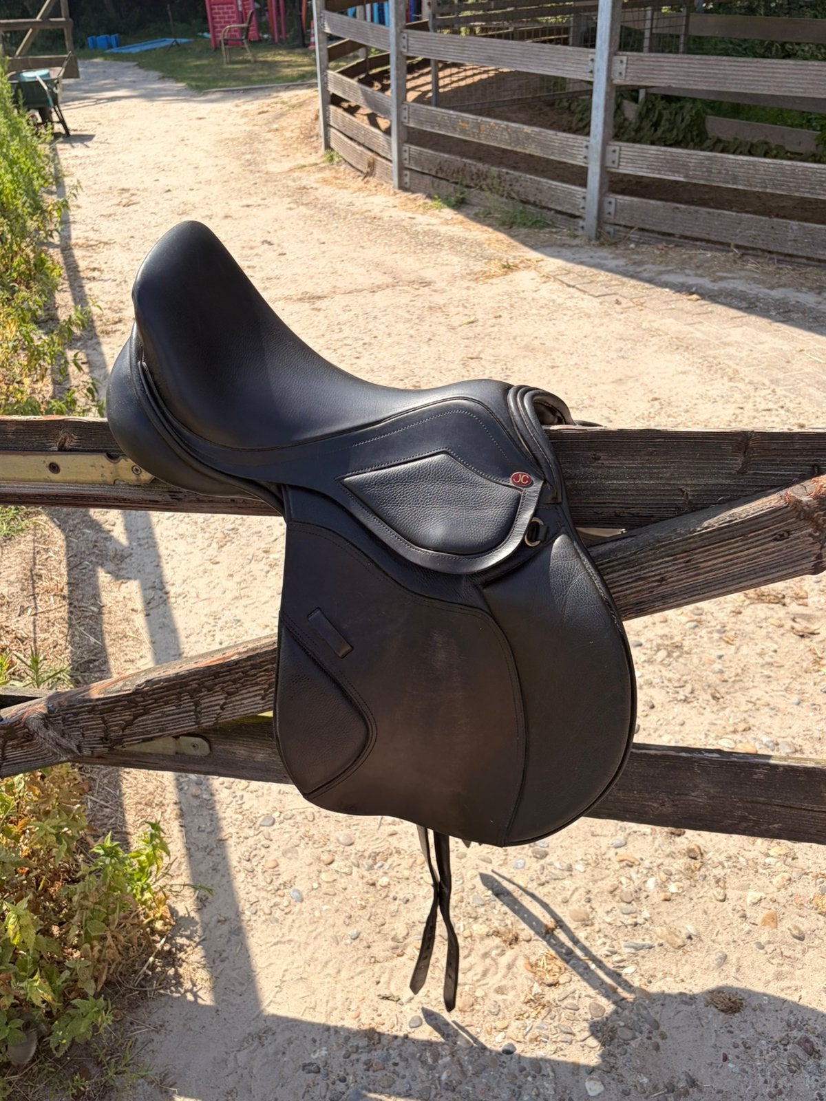 JC Eventingzadel 17,5 inch, Dieren en Toebehoren, L (17.5 inch), Verzenden, Verstelbare boom, Zo goed als nieuw