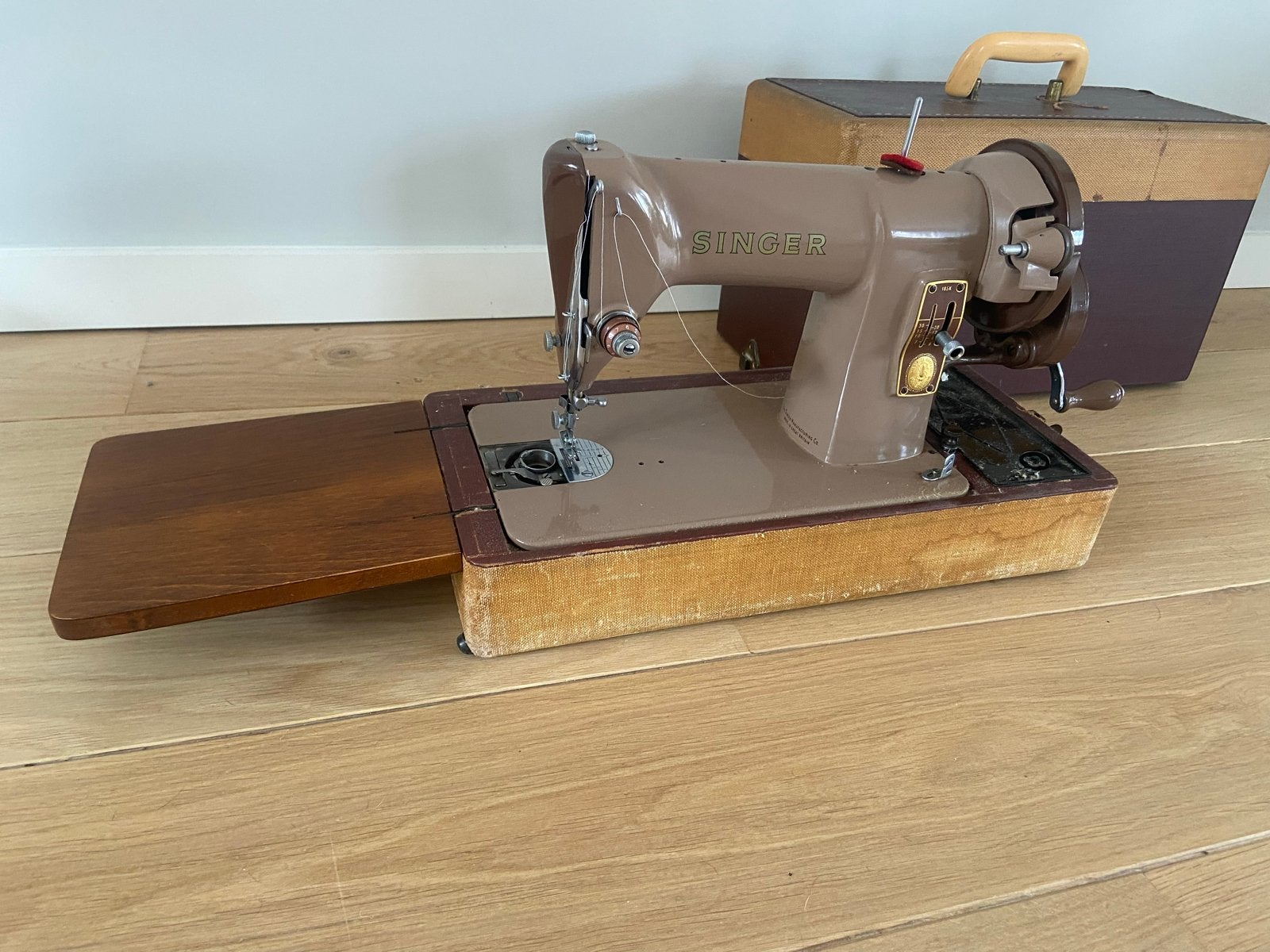 Vintage Singer Naaimachine 85K met koffer, Ophalen of Verzenden