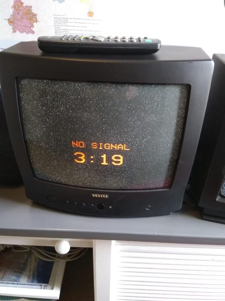Draagbare tv, Gebruikt, 50 Hz, Minder dan 40 cm, Ophalen