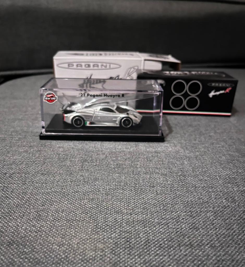 RLC Pagani Huayra R 2021 lees advertentie voor prijs of ruil, Overige merken, Auto, Groter dan 1:32, Ophalen of Verzenden