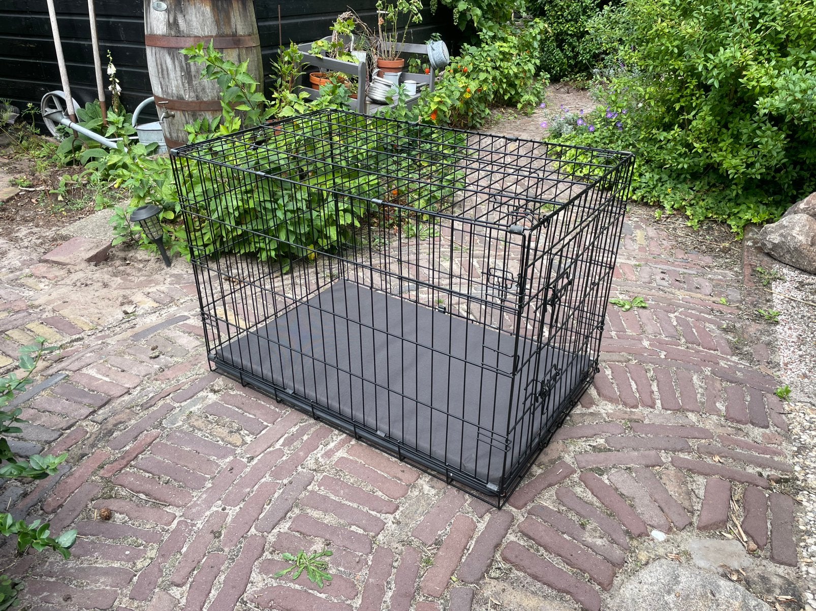Keurige hondenbench met zacht kleed., Ophalen, Zo goed als nieuw, Minder dan 75 cm, Minder dan 65 cm