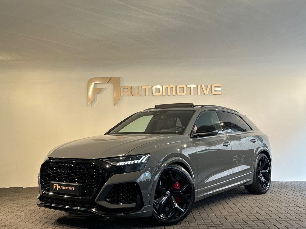 Audi RSQ8 4.0 TFSI quattro Pano|Ceramic|HuD|B&O 3D|Trekhaak, Auto's, Audi, Adaptive Cruise Control, Gebruikt, 600 pk, Leder