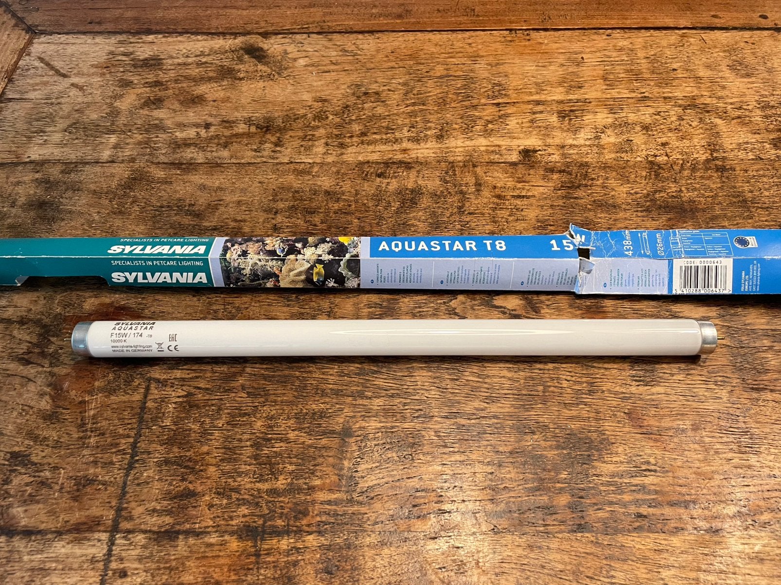 Gratis 2 T8 aquariumlampen, Ophalen, Zo goed als nieuw, Verlichting of Verwarming