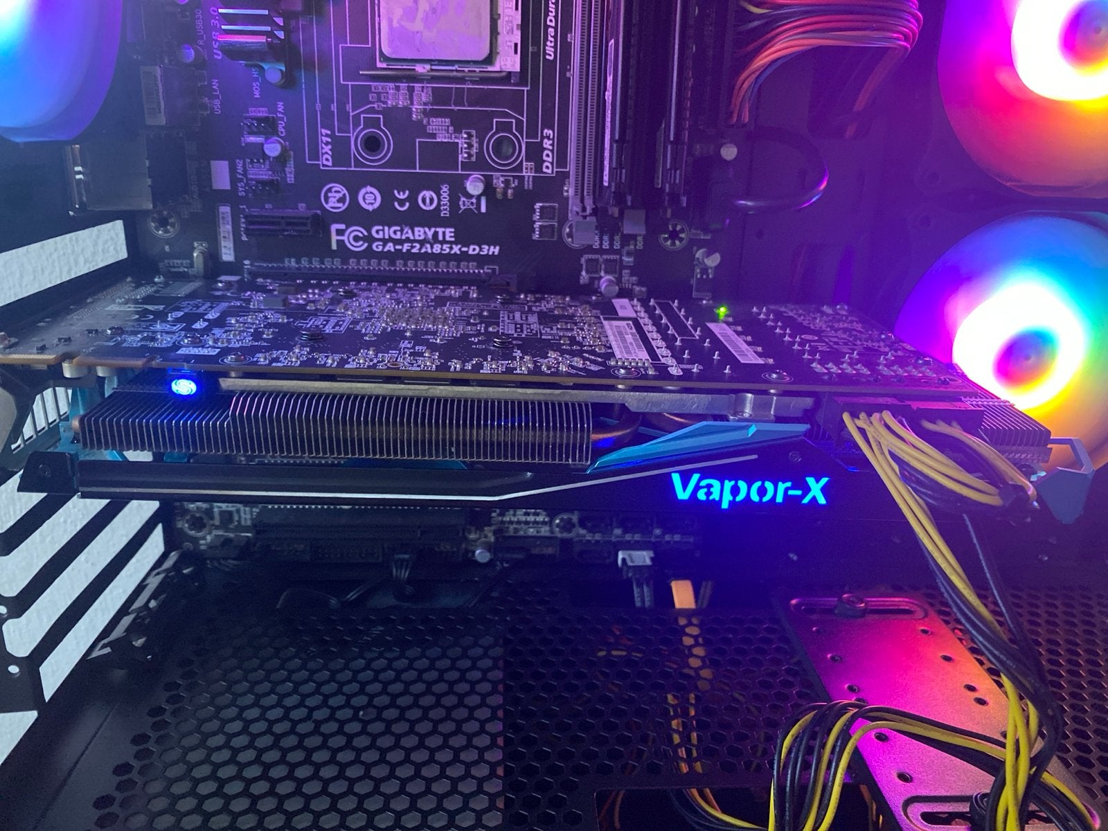 Sapphire Vapor-X Radeon HD 7970 GHz Edition 3GB GDDR5, Ophalen, PCI-Express 3, Gebruikt, GDDR5