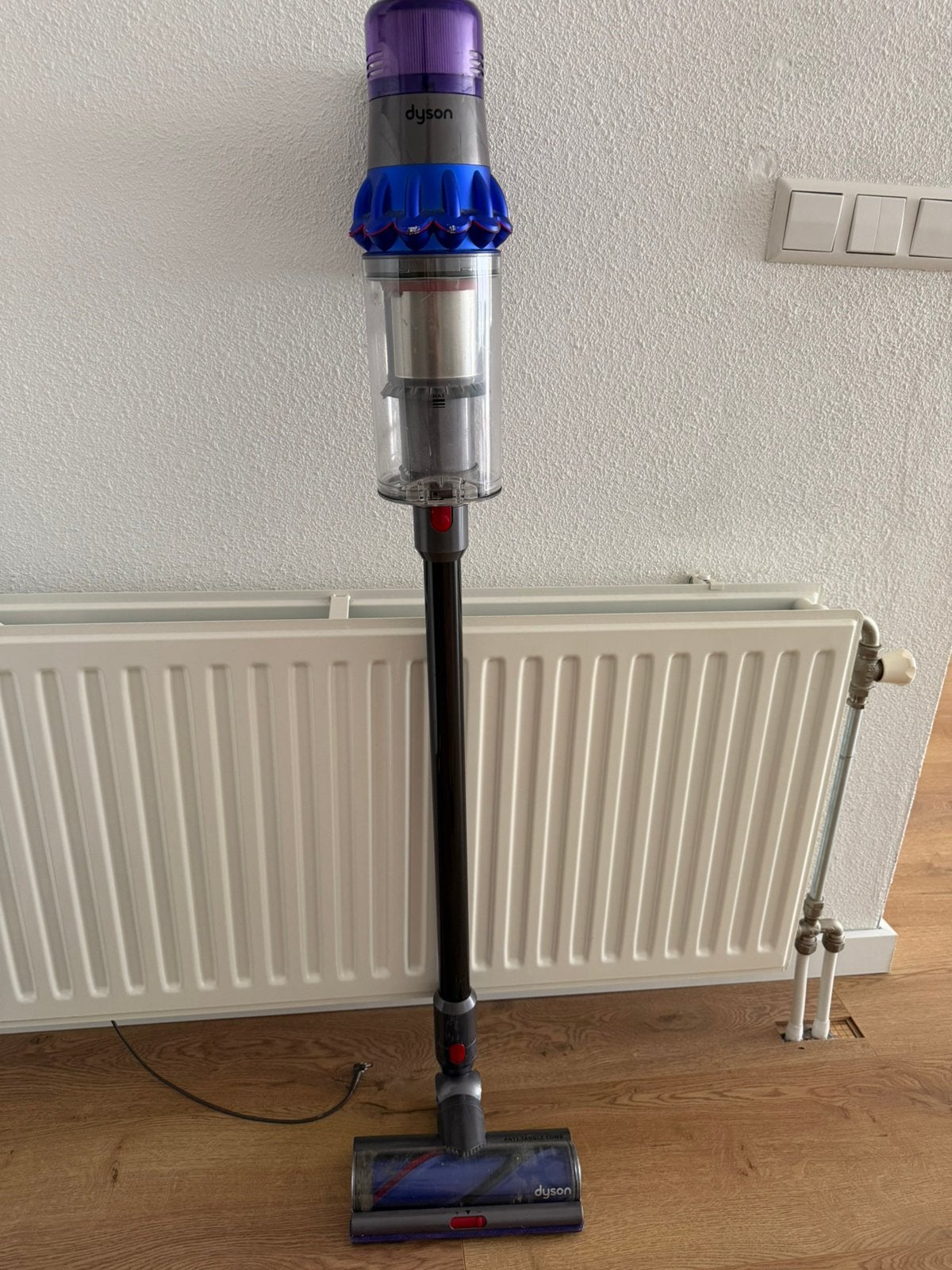 Dyson V15 detect absolute fluffy steelstofzuiger, Witgoed en Apparatuur, Stofzuigers, Ophalen, Zo goed als nieuw