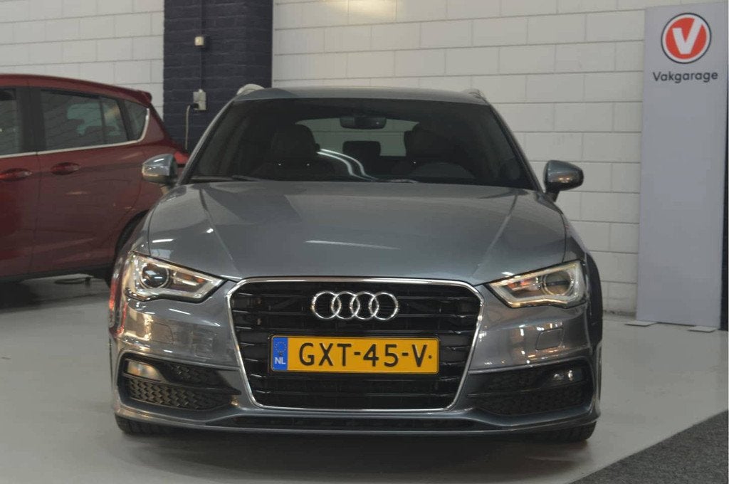 Audi A3 Sportback 1.8 TFSI quattro Ambition Pro Line S // AU, Auto's, Audi, Automaat, 1345 kg, Gebruikt, Euro 6