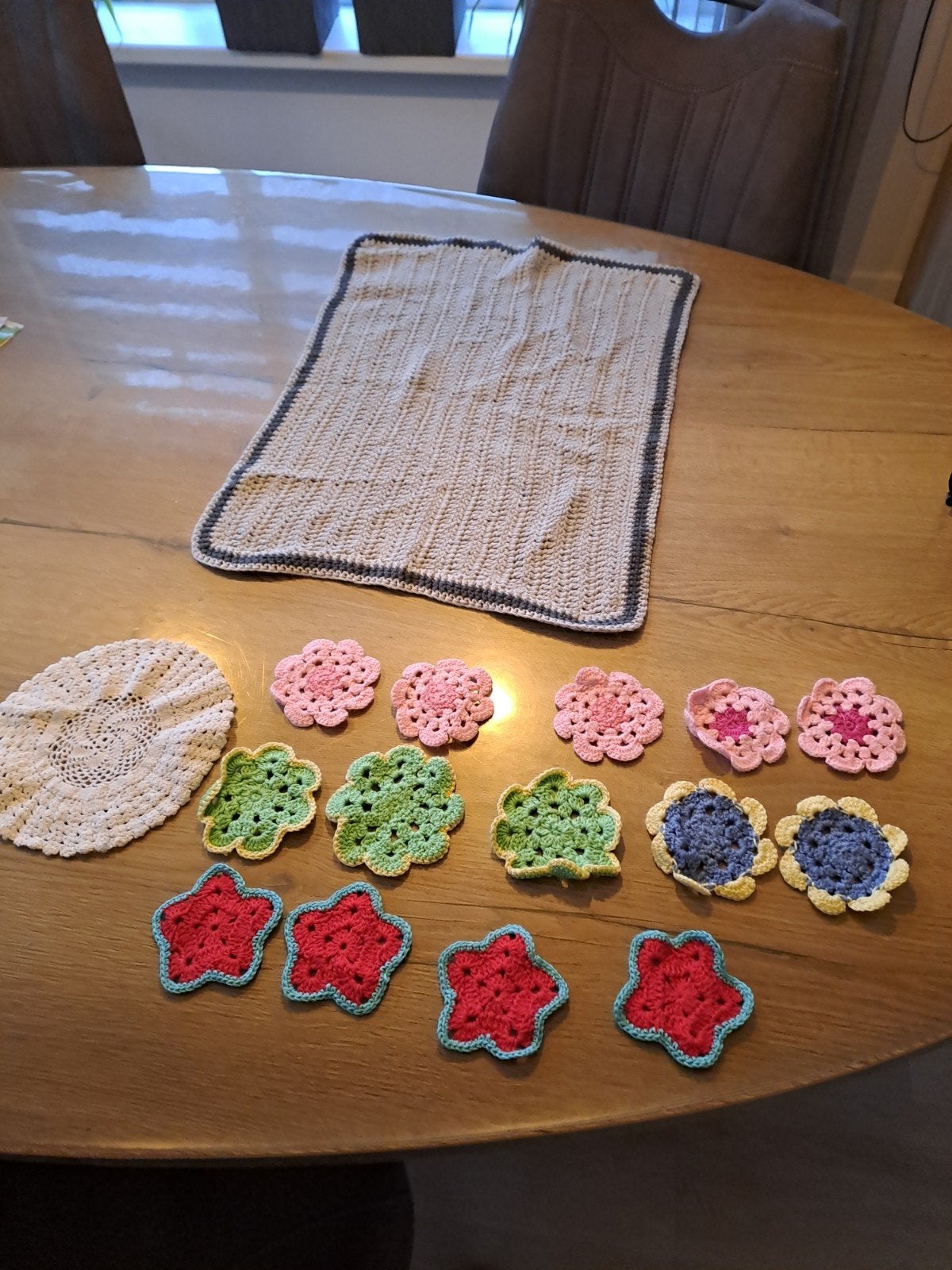 Gehaakte kleedjes en onderzetters, Meerkleurig, Ophalen of Verzenden, Textiel, Landelijk