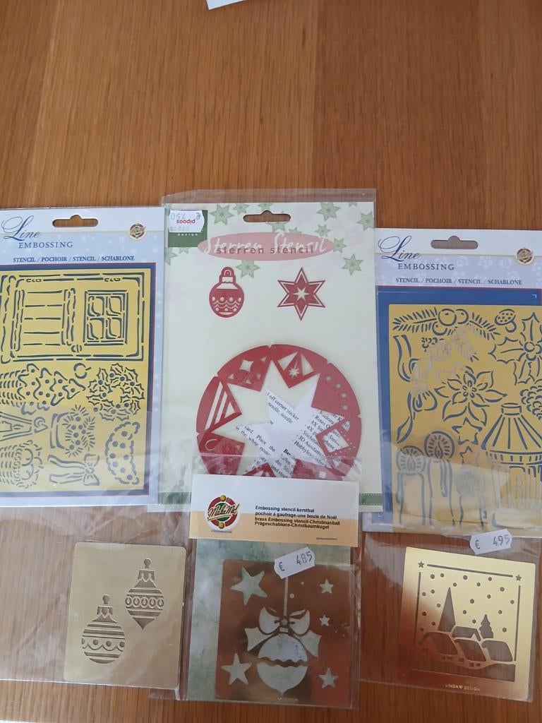 Mallen.borduren / embossing., Ophalen of Verzenden, Zo goed als nieuw, Overige thema's, Pons of Mal