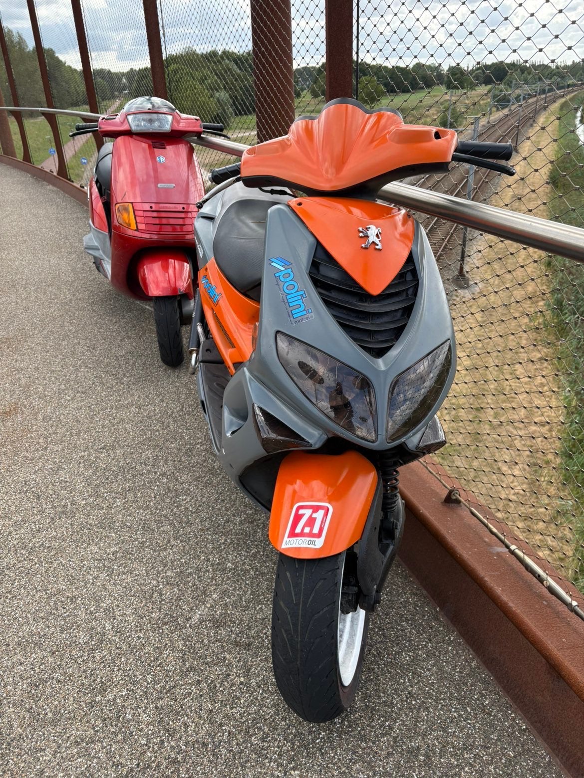 70cc peugot speedfight, Fietsen en Brommers, Scooters | Peugeot, Tweetakt, Ophalen of Verzenden, Zo goed als nieuw, Speedfight
