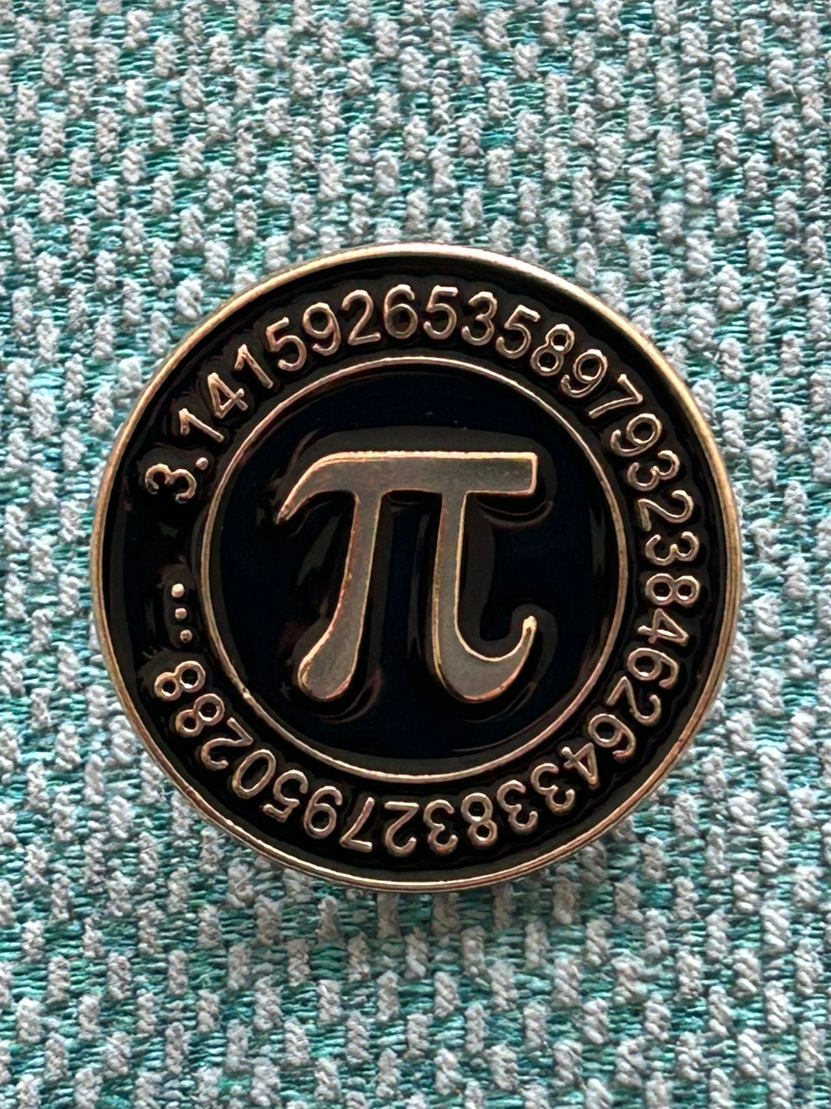 Pin Pi, Verzamelen, Speldjes, Pins en Buttons, Ophalen of Verzenden, Zo goed als nieuw