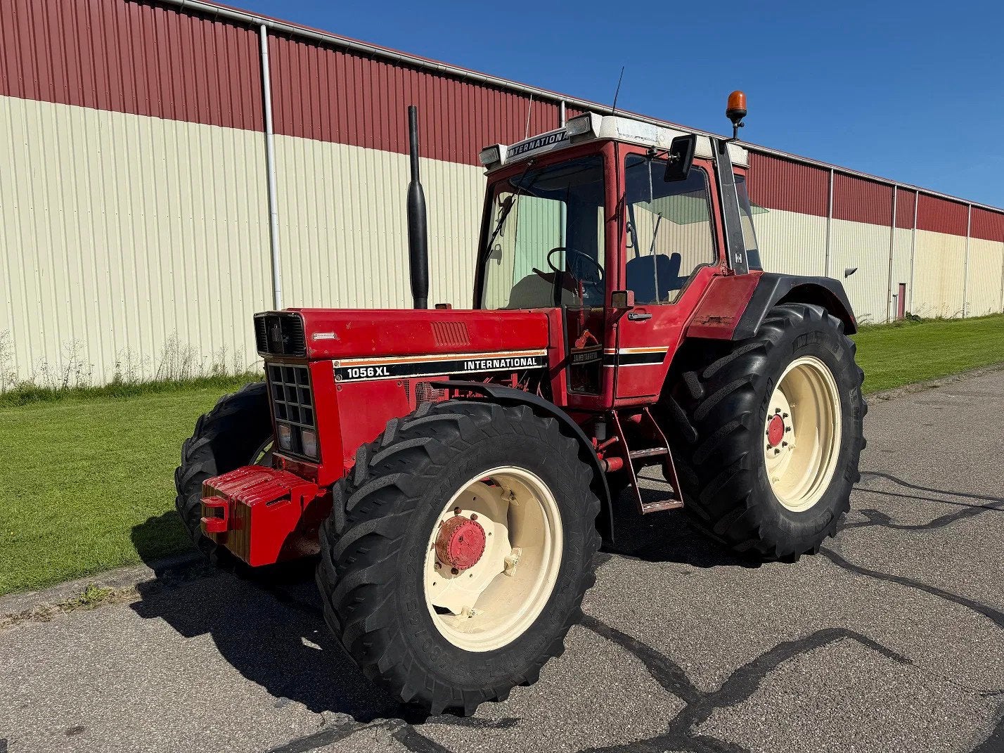 International 1056XL (bj 1984), Gebruikt, 80 tot 120 Pk, Overige merken